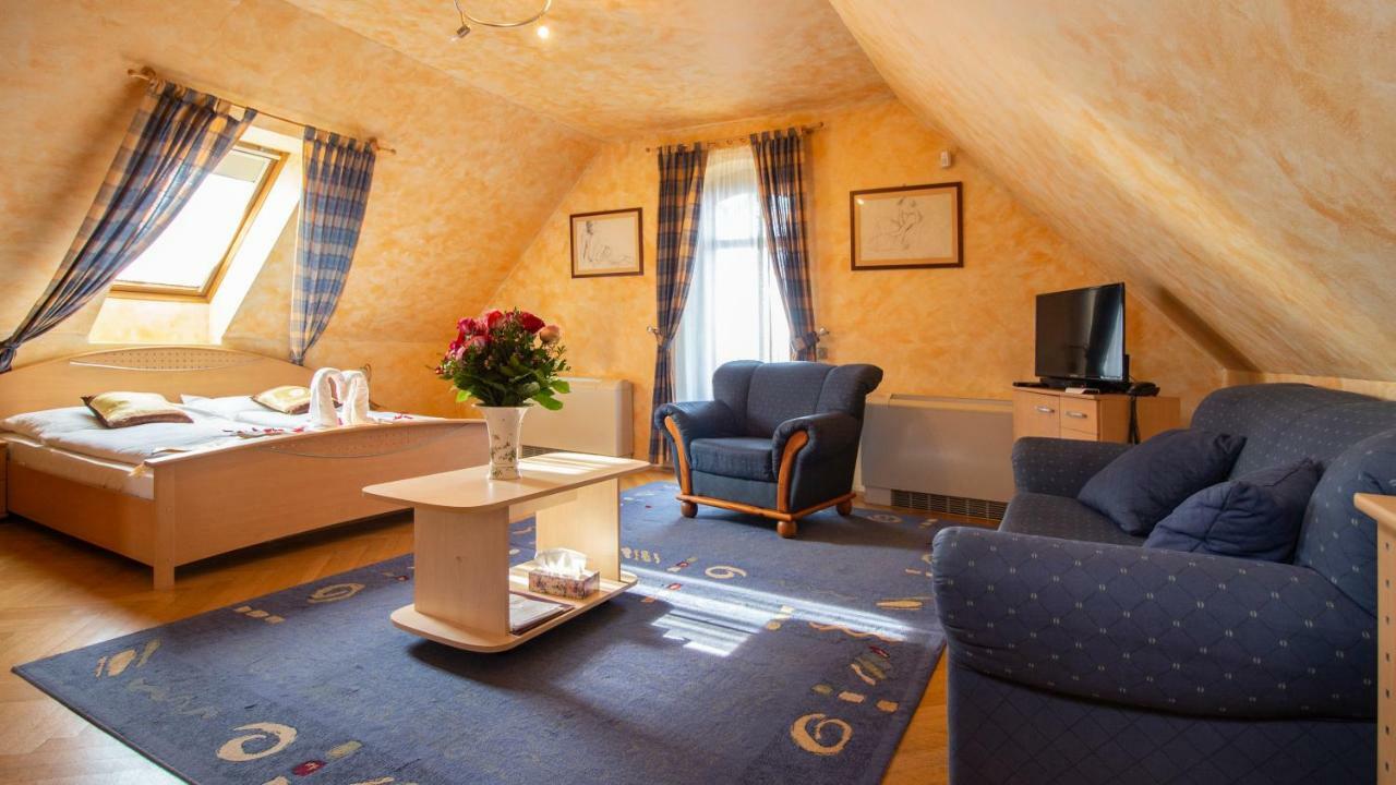 Palazzo Wellness Villa Эгер Экстерьер фото